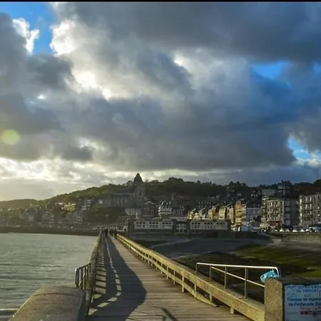 Les Parisiennes ル・トレポール